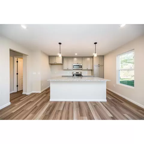 Kitchen - 319 Newbridge Way, Wentzville, MO 63385 photo 4 of 8