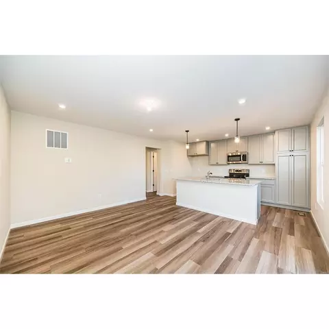 Living - 319 Newbridge Way, Wentzville, MO 63385 photo 2 of 2