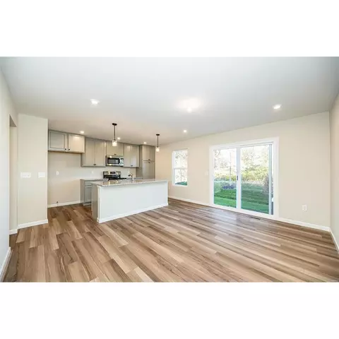 Living - 319 Newbridge Way, Wentzville, MO 63385 photo 1 of 2