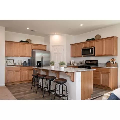 1918 E Lingo Ave, Reedley, CA 93654 photo 4
