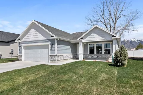 1538 Silver Canoe Loop, Logan, UT 84321 photo 3