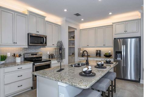 4346 Could Hopper Way, Lutz, FL 33559 photo 2