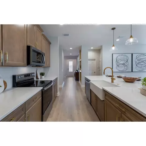 2012 Iorio St, Saint Cloud, FL 34771 photo 7