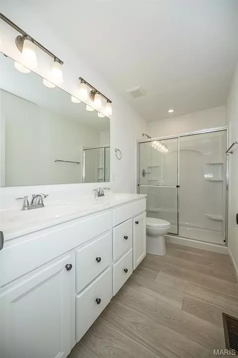 Bath - 82 Mora Blvd, O Fallon, MO 63368 photo 1 of 3
