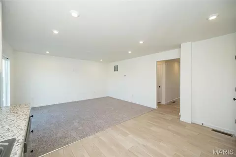 Living - 82 Mora Blvd, O Fallon, MO 63368 photo 5 of 6