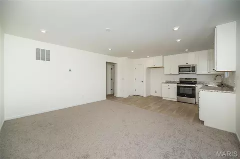 Living - 82 Mora Blvd, O Fallon, MO 63368 photo 2 of 6