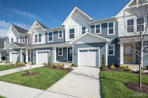 Exterior - 82 Mora Blvd, O Fallon, MO 63368 photo 4 of 5