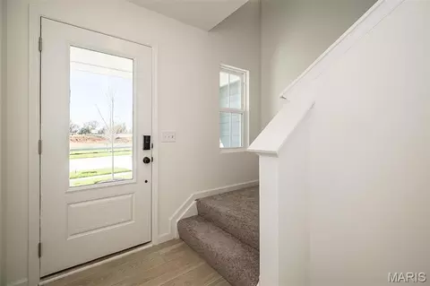 Entry Way - 82 Mora Blvd, O Fallon, MO 63368 photo 3 of 6