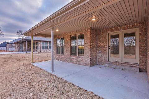 1992 Eagle Dr, Neosho, MO 64850 photo 11