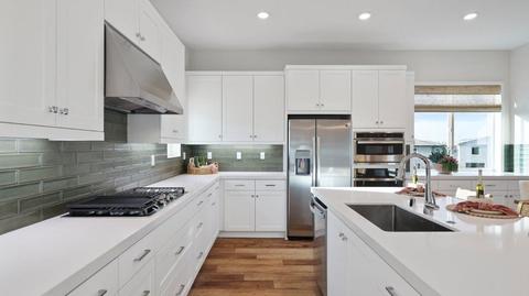 177 Sentosa, Irvine, CA 92618 photo 25