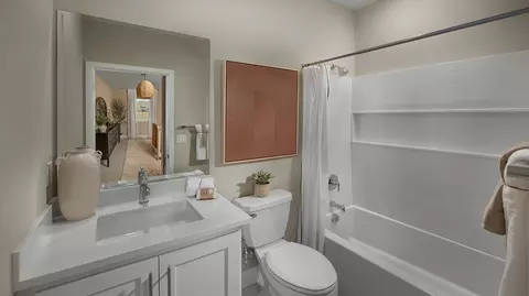 Bath - 8050 Lamplight Dr, Tracy, CA 95377 photo 2 of 5