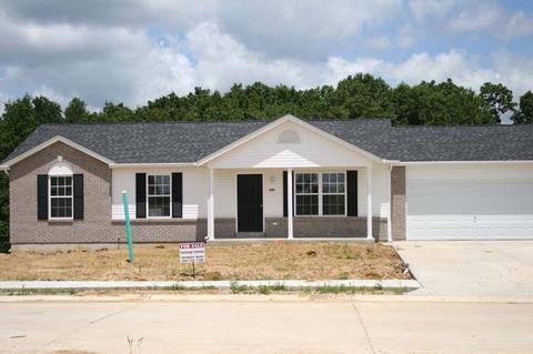 415 Parkway Dr, Troy, MO 63379 photo 1