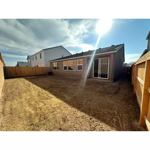 1067 Mill Rd W, Madera, CA 93636 photo 6