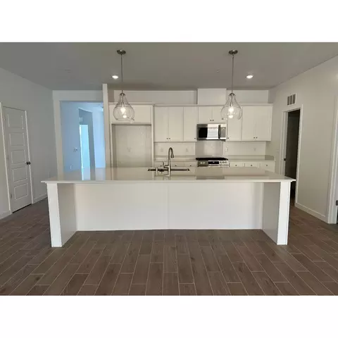 1067 Mill Rd W, Madera, CA 93636 photo 3