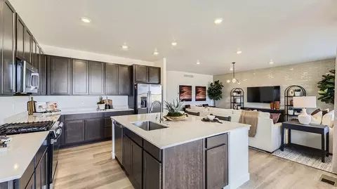 24463 E Pacific Pl, Aurora, CO 80018 photo 3