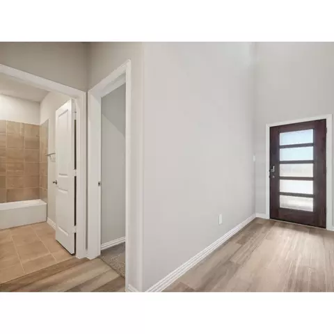 Entry Way - 748 Briar Dr, Lavon, TX 75166 photo 3 of 3