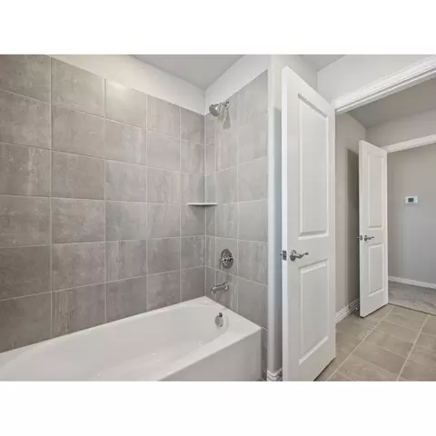 Bath - 748 Briar Dr, Lavon, TX 75166 photo 5 of 5