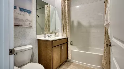 Bath - 5671 Divine Dr, Delray Beach, FL 33484 photo 3 of 3