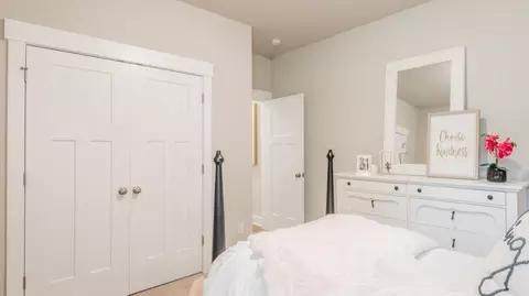 159 Blooming Cv, Crestview, FL 32539 photo 17