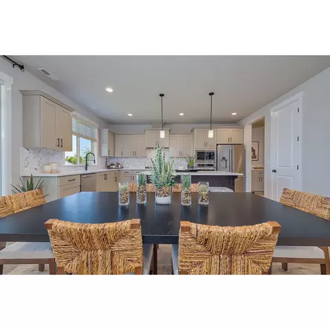 Dining - 41510 Metolius Ave, Sandy, OR 97055 photo 2 of 3