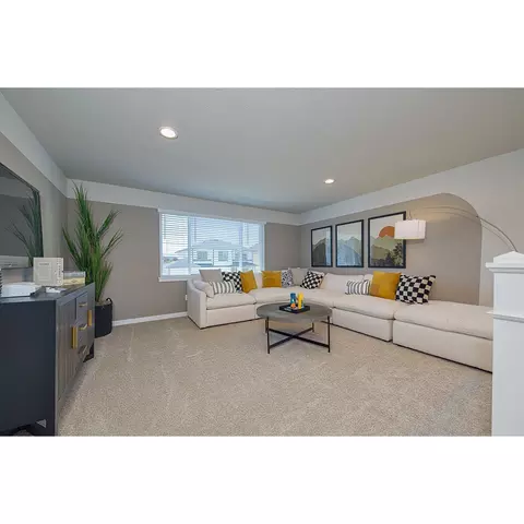 Living - 41510 Metolius Ave, Sandy, OR 97055 photo 1 of 4
