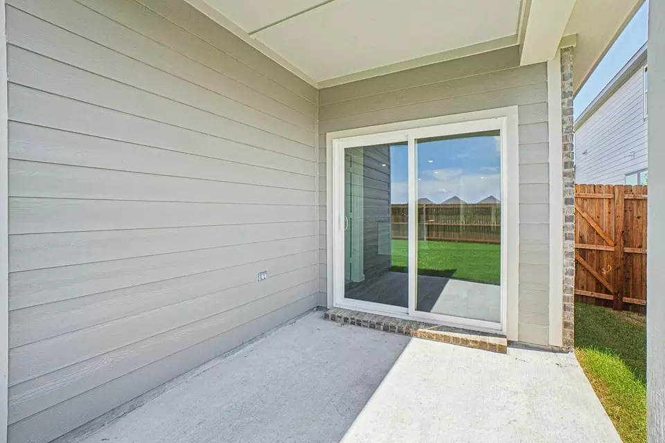 Exterior - 5952 Sahara Dr, Forney, TX 75126 photo 6 of 7