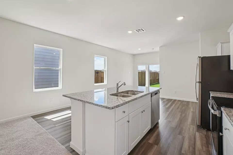 Kitchen - 5952 Sahara Dr, Forney, TX 75126 photo 3 of 3