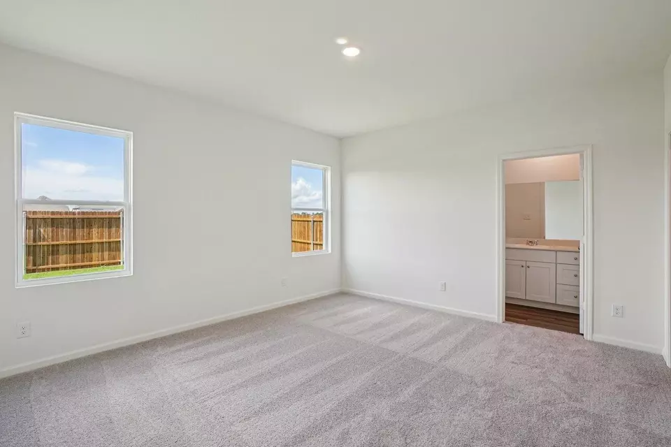 Bedroom - 5952 Sahara Dr, Forney, TX 75126 photo 2 of 5