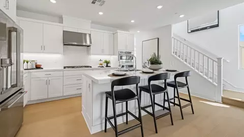 759 Guy Turner Dr, Camarillo, CA 93010 photo 3
