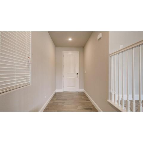 2974 Vermont Ave, Clovis, CA 93619 photo 3