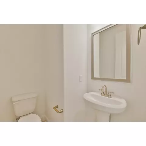 Bath - 13127 Soaring Forest Dr, Conroe, TX 77302 photo 2 of 4