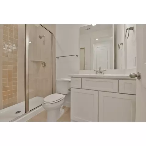 Bath - 13127 Soaring Forest Dr, Conroe, TX 77302 photo 4 of 4
