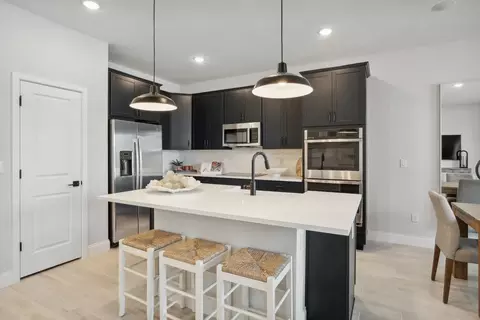 Kitchen - 132 SE Birch Ter, Stuart, FL 34997 photo 1 of 5