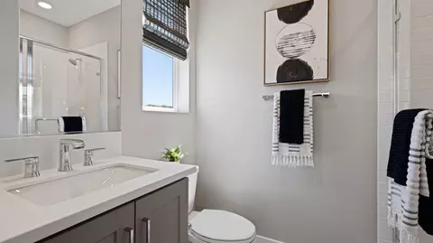 Bath - 27354 Eagle Point Ct, Valencia, CA 91381 photo 1 of 6