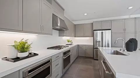 Kitchen - 27354 Eagle Point Ct, Valencia, CA 91381 photo 3 of 5