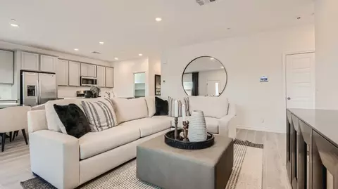 296 Whitney Crest St, Henderson, NV 89015 photo 4