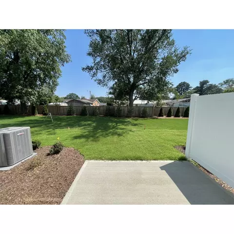 204 Paramount Dr, Smithfield, NC 27577 photo 8