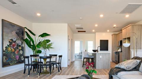 508 W Balsam Ln, Clovis, CA 93611 photo 22