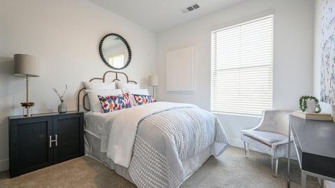 508 W Balsam Ln, Clovis, CA 93611 photo 8