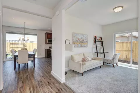 1137 Crenshaw Rd, Galt, CA 95632 photo 5