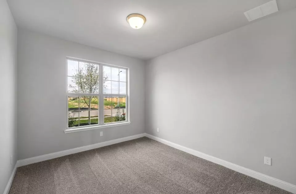Bedroom - Plan Northcliffe - 6415 Sparkling Citrus St, Manvel, TX 77578 photo 4 of 6