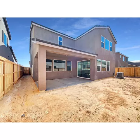 1105 Wildflower Dr, Madera, CA 93636 photo 7
