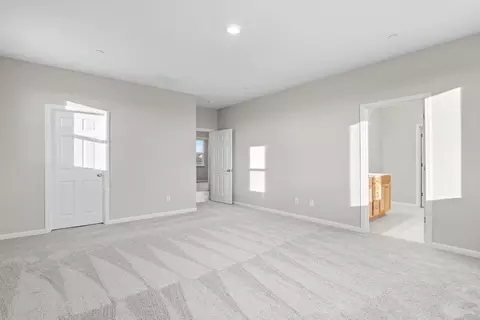 552 Laurel Crest Ave, Madera, CA 93636 photo 9
