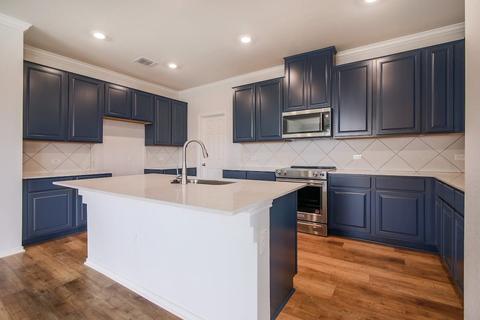 7811 Angelique Dr, Austin, TX 78744 photo 3