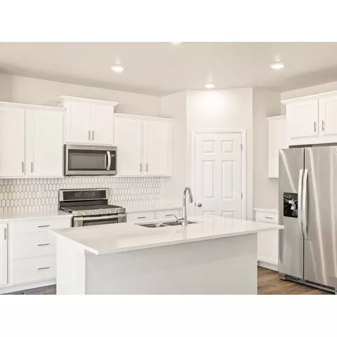 17140 E 90th Pl, Commerce City, CO 80022 photo 16
