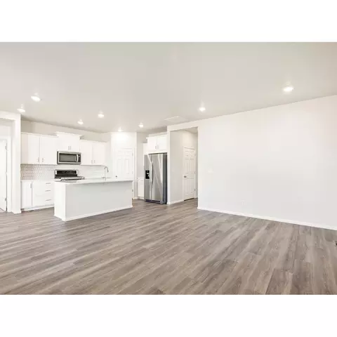 17140 E 90th Pl, Commerce City, CO 80022 photo 10