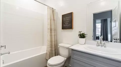 Bath - 4233 Hampton Way, Clovis, CA 93619 photo 1 of 2
