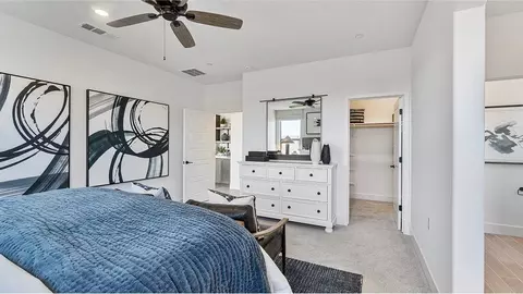 Bedroom - 1642 Mohave Rd S, Madera, CA 93636 photo 2 of 4