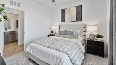Bedroom - 1642 Mohave Rd S, Madera, CA 93636 photo 3 of 4
