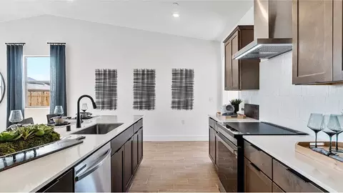Kitchen - 1642 Mohave Rd S, Madera, CA 93636 photo 4 of 4